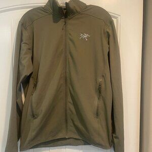 Arc'teryx Kyanite LT Jacket Men’s Small – Olive Green Full-Zip Fleece